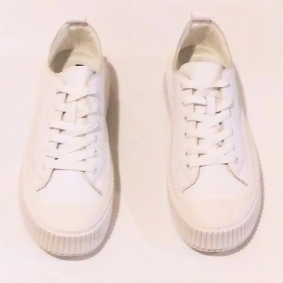 Berness Gigi womens 7 Low Top Platform Sneaker - Picture 2 of 7